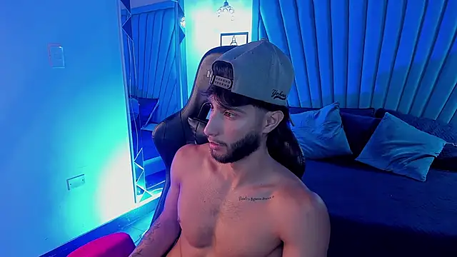 Emmet_CollinsJS Live XXX Chat