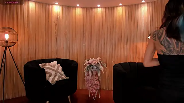KayraLanne's Live XXX Chat
