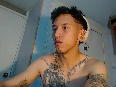 Dan_harmor Webcam Show
