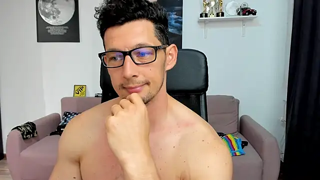 BrutusK08's Webcam Show