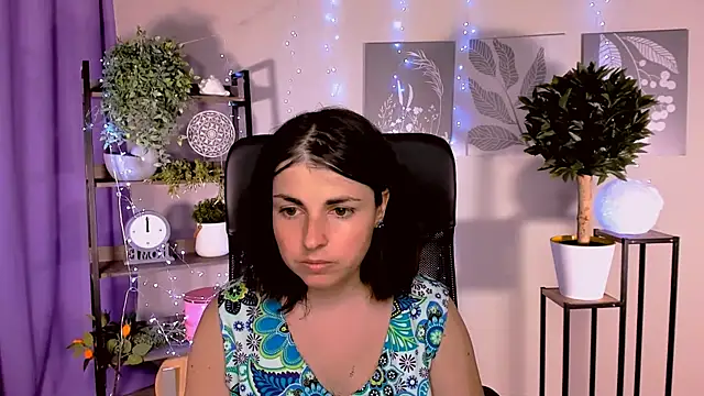 MartaEdams Adlı Modelin Canlı XXX Sohbeti