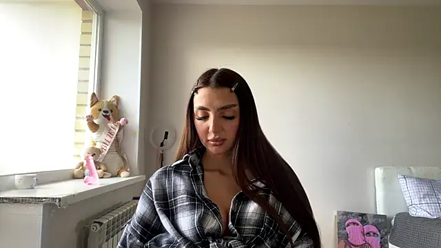 AlvinaMair Adlı Modelin Canlı XXX Sohbeti