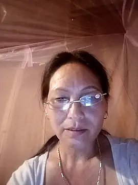 Cucci07 élő XXX-chatje