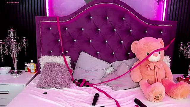 DaianaKimberly Webcam Show