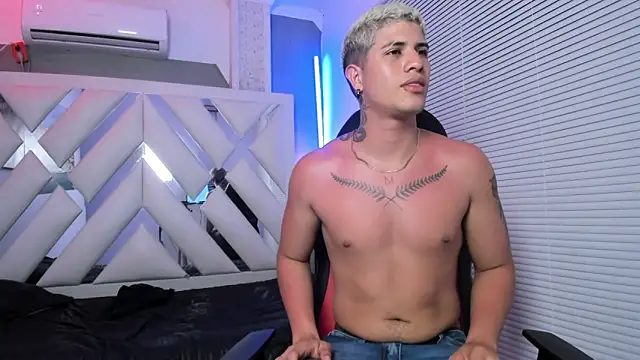 dominic_connor Webcam-Show