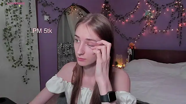 Crystal1nn Live XXX-Chat