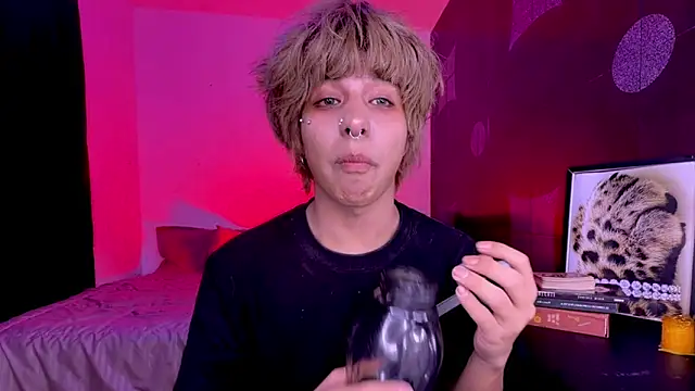 Aronn_44 – Live XXX-chat