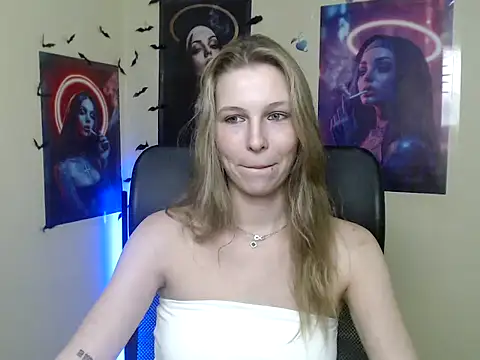 XXX chat uživo modela StrangerGi