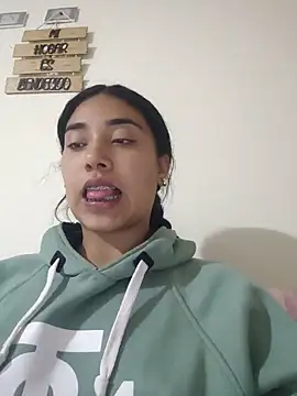 AmberGold-'s Live XXX Chat