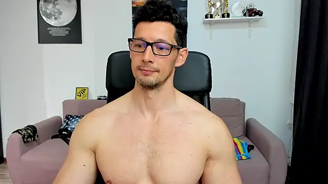 BrutusK08 Live XXX-chat
