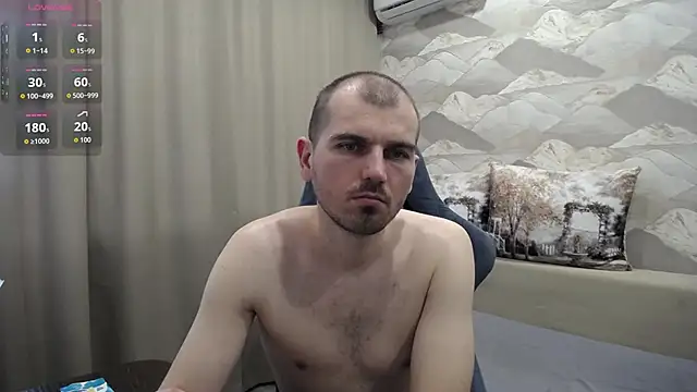 SerzhKorol1's Webcam Show