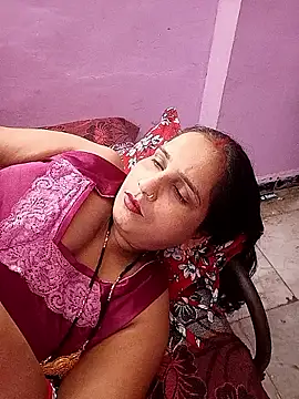 reemacouple007n Live chat-huone