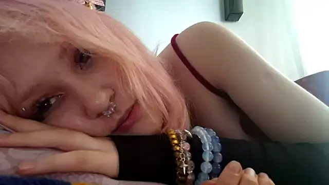 KamiBleich webcam show