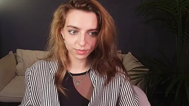 CherryCl0ud's Webcam Show