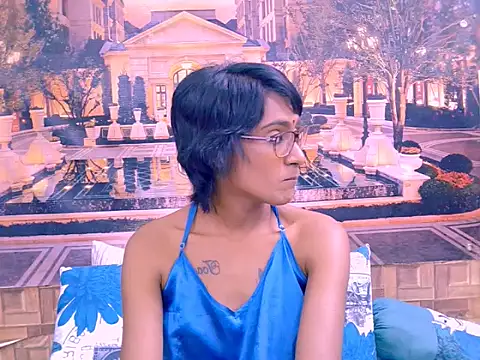 IndianRebel4u2Luv Adlı Modelin Canlı XXX Sohbeti