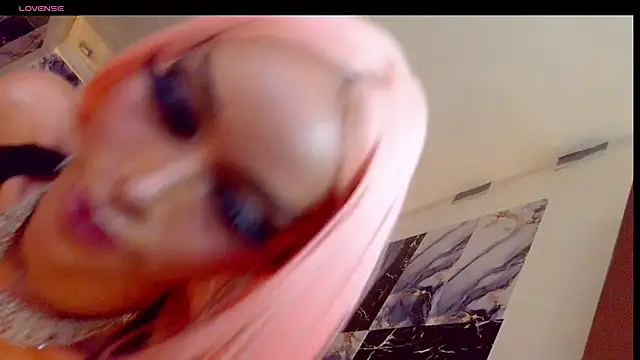 SeductiveSamanthaTS: вебкам-шоу