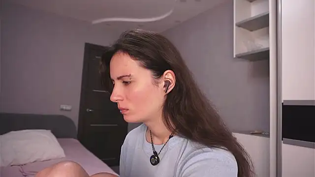 Holla_Molly élő XXX-chatje