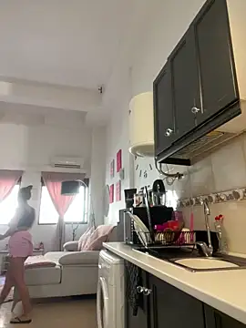Rosieredxox élő szexkamerás műsora