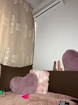 XXX chat uživo modela Sabrinedivinee