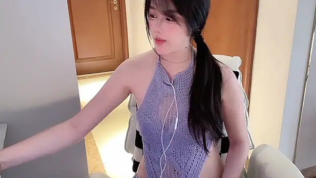 April_UU Chat XXX in diretta