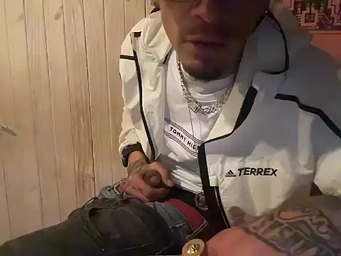 Czat XXX na żywo – badboy366