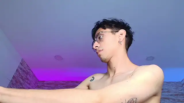 Evans_Noir's Webcam Show
