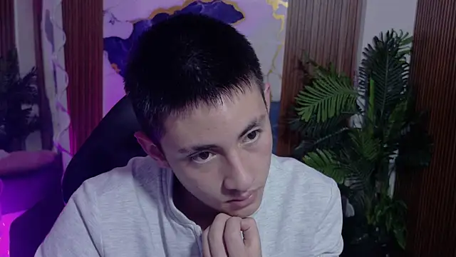 Andres_Tay – Live XXX-chat