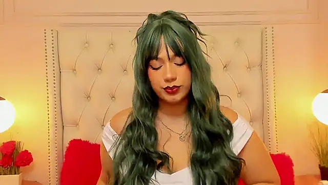 MillyHotsoonのライブXXXチャット
