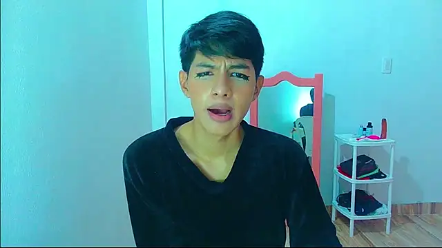 phuwin_bjn Webbikameraesitys