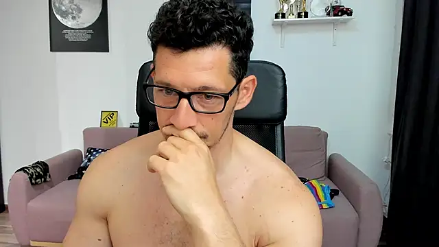 BrutusK08 Show Webcam