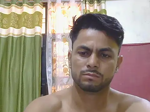 Czat XXX na żywo – Stubborndesiboy