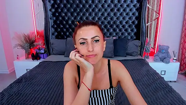 Вебкам-шоу Rebecca_Diamond