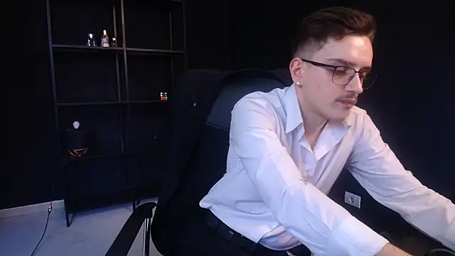 FelixStarkk 在線直播表演