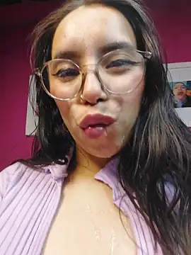 valentina_swallow's Webcam Show