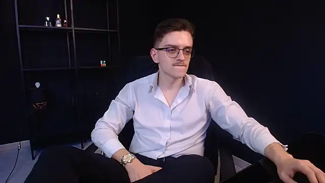FelixStarkk 라이브 XXX 채팅