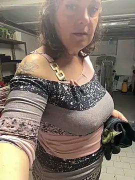 Sunbelxx's Live XXX Chat