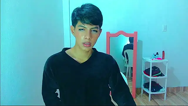 phuwin_bj's Webcam Show