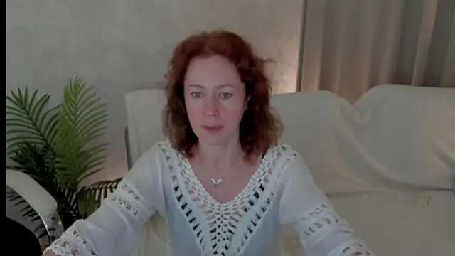 LeticiaRomano Chat XXX live