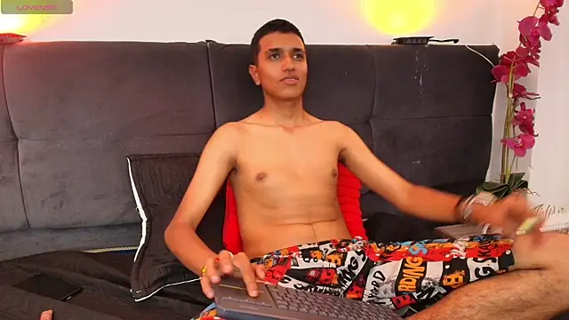 Alan_Colthon Live XXX Chat