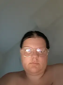 BadMommyyyyy – Live XXX-chat