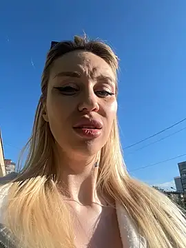 Blckmirrorr's Live XXX Chat