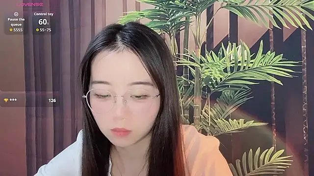 77-Vicky 现场XXX聊天