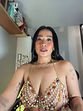 AsianMilfSheryl 现场XXX聊天