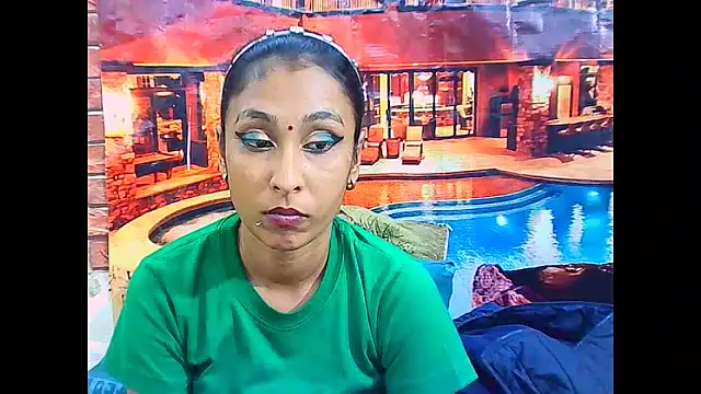 IndianSexyButt Chat XXX in diretta
