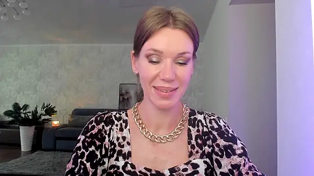 Chat +18 de miababemi09 ao vivo