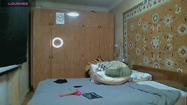 AnnaXLovers Adlı Modelin Canlı XXX Sohbeti