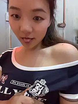 xiaochengzi505: онлайн-секс-чат