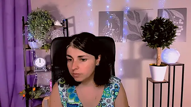 دردشة MartaEdams الجنسية المباشرة