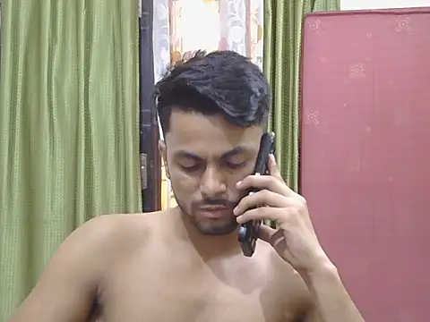 Stubborndesiboy 网络视讯表演