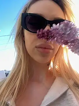 Chat XXX en directo de Blckmirrorr